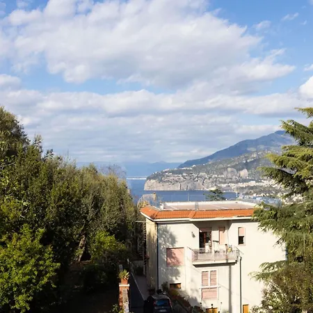 Villa In Sorrento With Private Pool And Beach