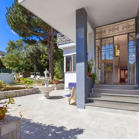 Villa In Sorrento With Private Pool And Beach Villa