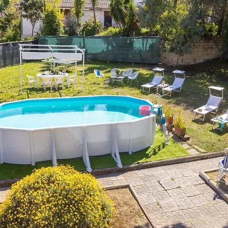Villa In Sorrento With Private Pool And Beach