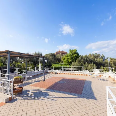 Villa Villa In Sorrento With Private Pool And Beach *