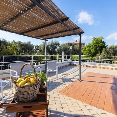 Villa In Sorrento With Private Pool And Beach *