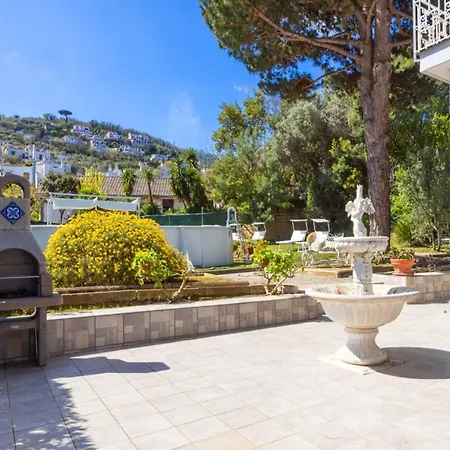 Villa In Sorrento With Private Pool And Beach Villa Sorrente