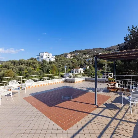 Villa Villa In Sorrento With Private Pool And Beach