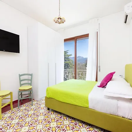 Villa In Sorrento With Private Pool And Beach *
