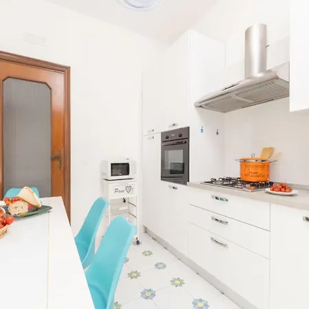 Villa In Sorrento With Private Pool And Beach * Sorrente