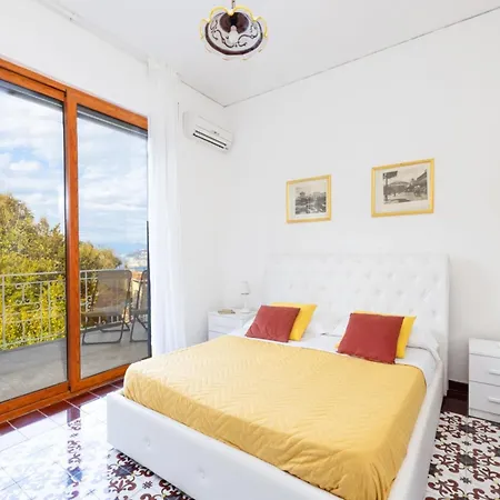 Villa Villa In Sorrento With Private Pool And Beach Sorrent