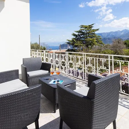 Villa Villa In Sorrento With Private Pool And Beach Sorrent