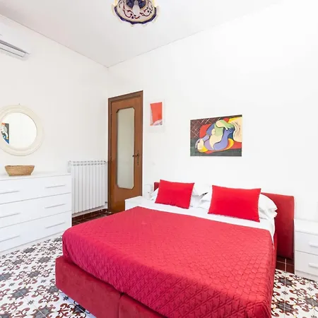 Villa In Sorrento With Private Pool And Beach Villa Sorrent