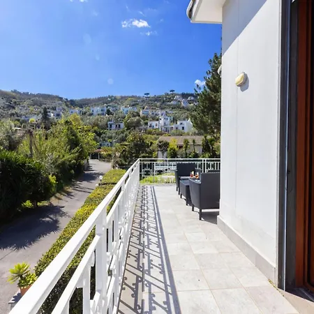 Villa In Sorrento With Private Pool And Beach *