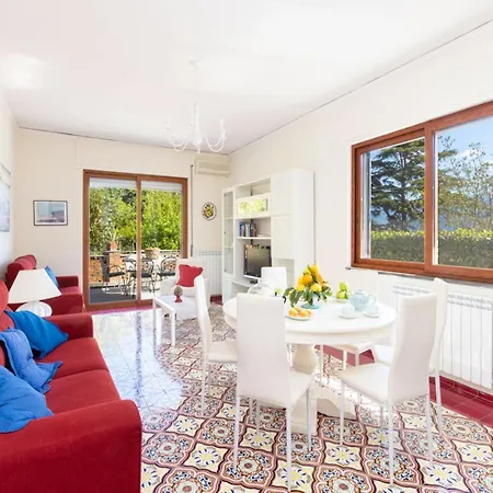Villa In Sorrento With Private Pool And Beach Villa